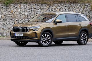 Za kolik jezdí Škoda Kodiaq s top naftou, automatem a pohonem všech kol? Nebojte, nesežere vás - Garáž.cz